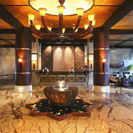 Fariyas Resort Лонавала Интериор снимка